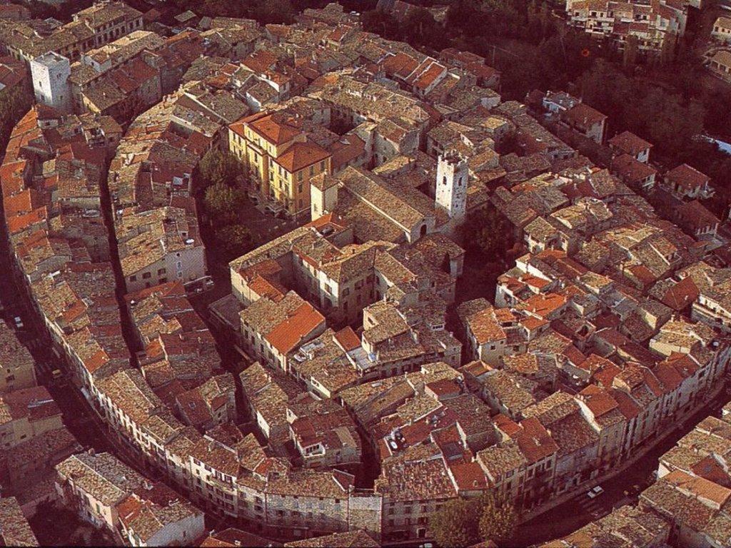 VENCE