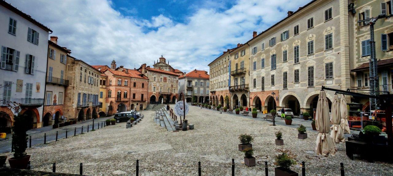 Mondovi, Piazza Maggiore
