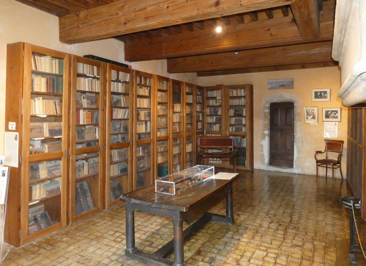 LOURMARIN