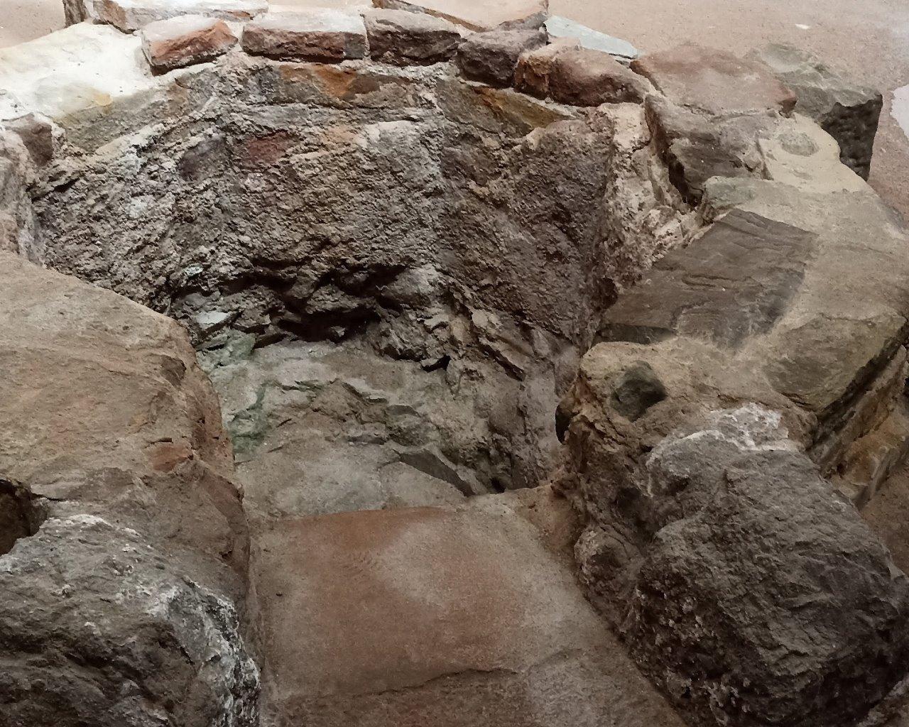 Cuve du baptistère