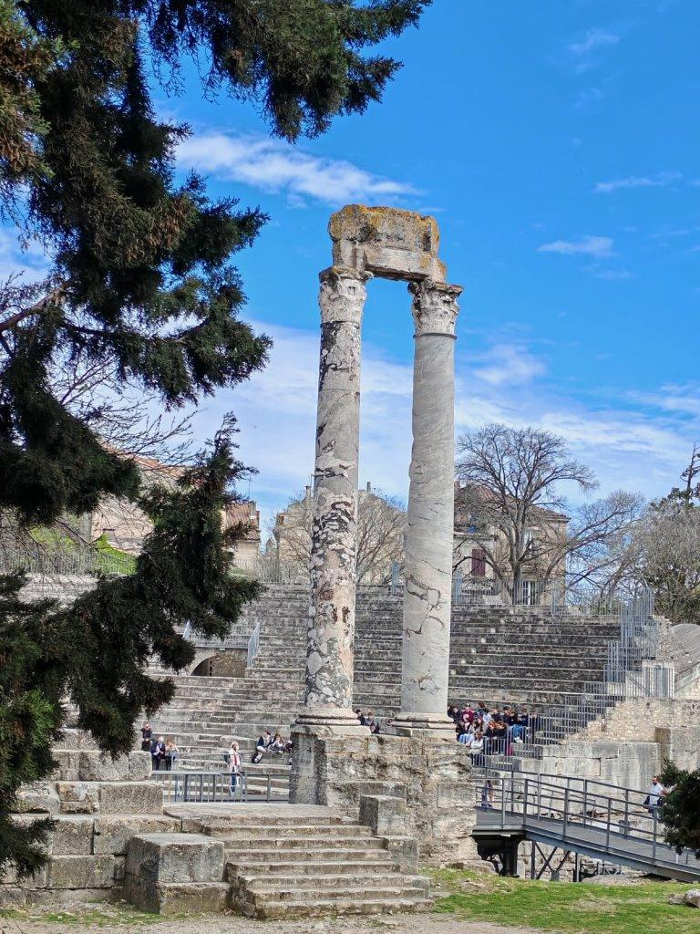 ARLES