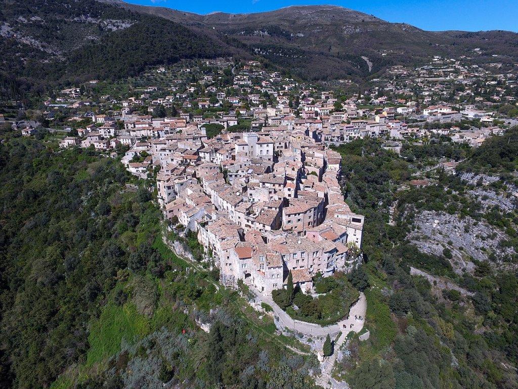 TOURRETTES sur LOUP