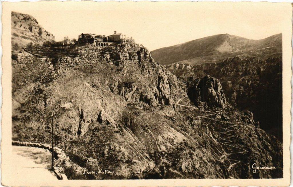 GOURDON