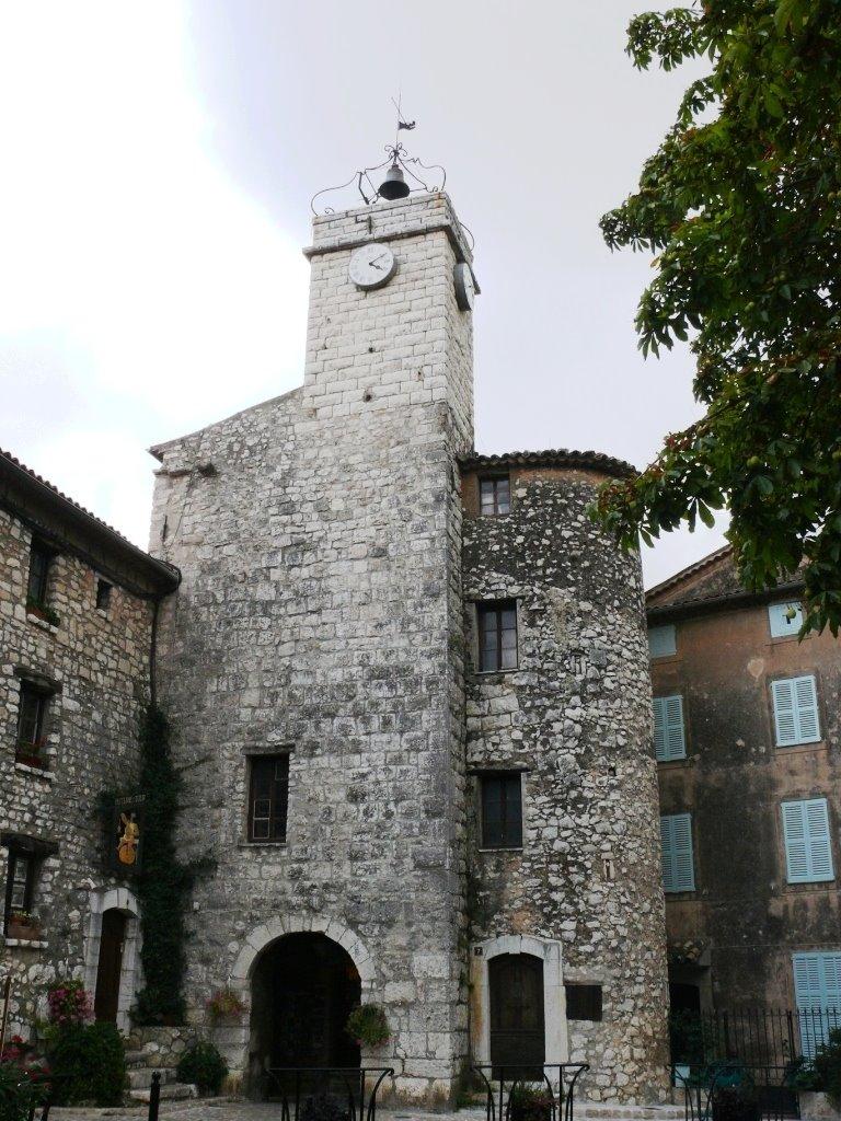 TOURRETTES sur LOUP
