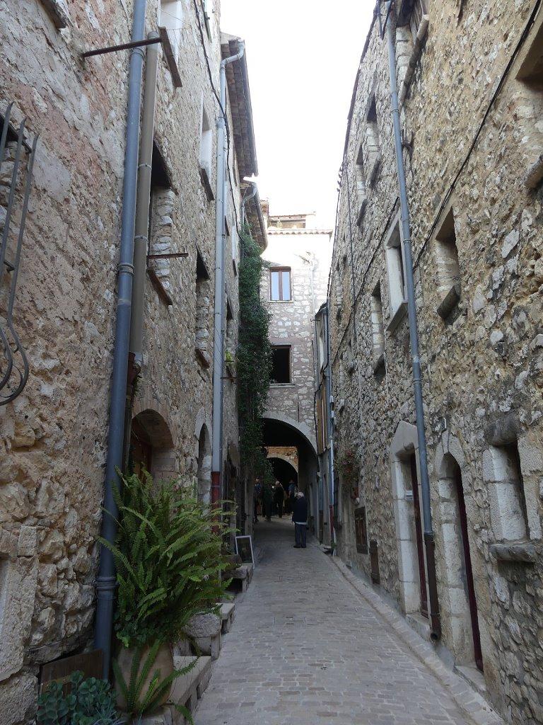 TOURRETTES sur LOUP