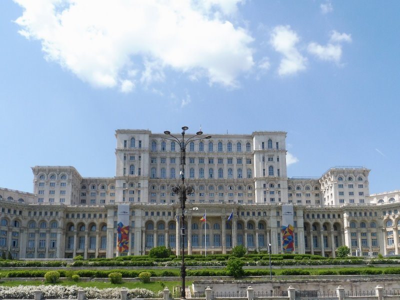 BUCAREST Parlement