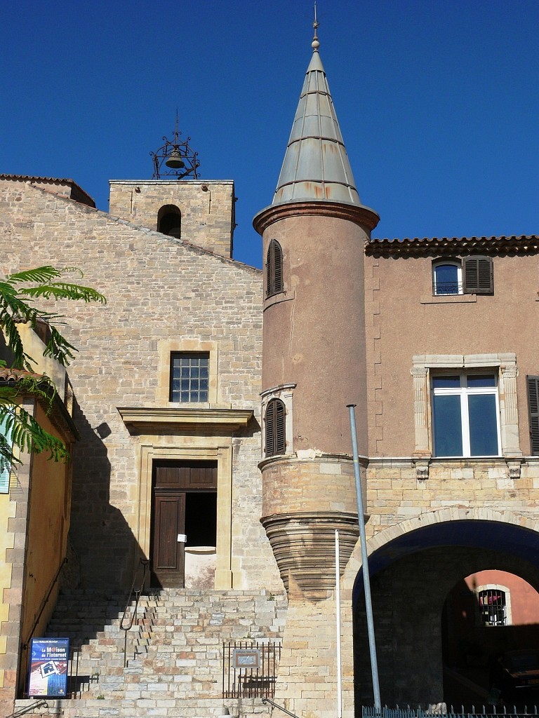 Eglise St PAUL, porche d'entrée